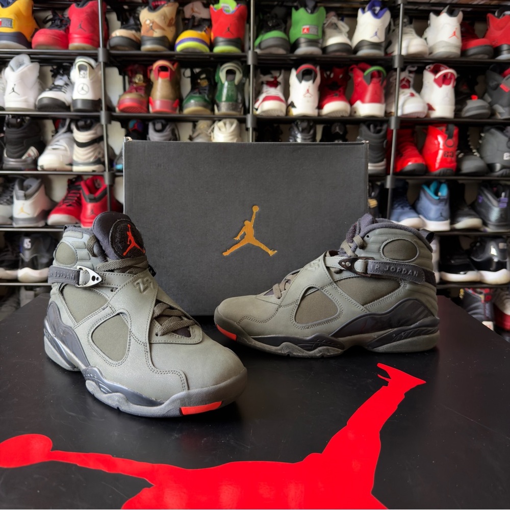 2017 Air Jordan 8 Retro 'Take Flight'